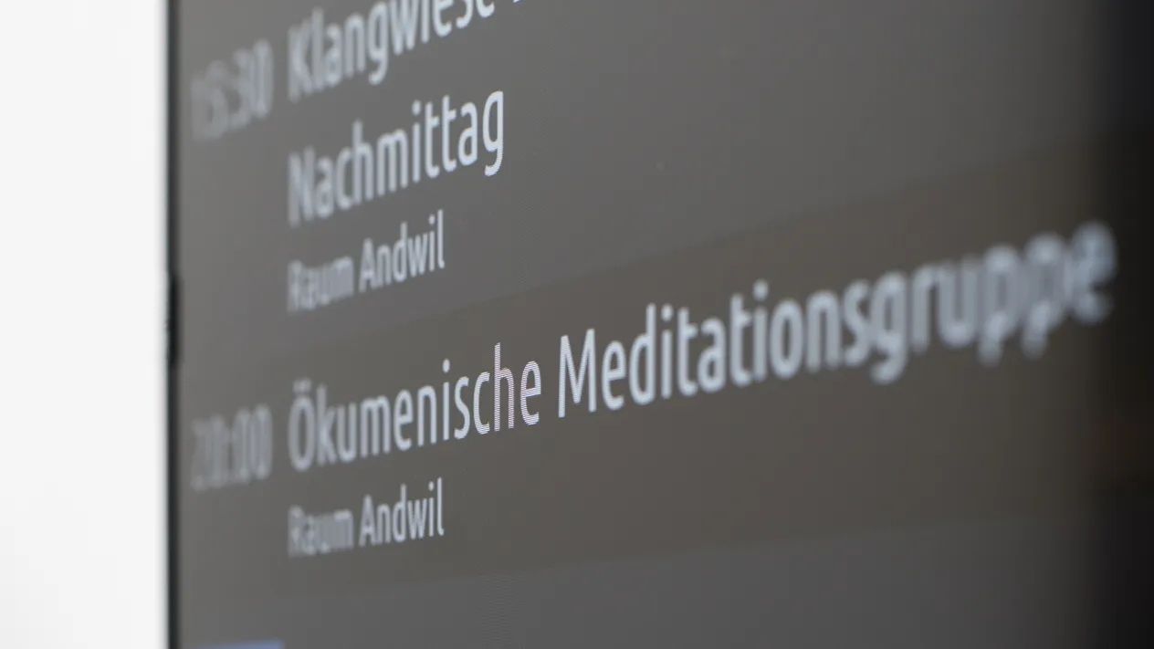 Veranstaltungstafel Wiwi (Foto: FORWARD) Veranstaltungstafel Wiwi (Foto: FORWARD)